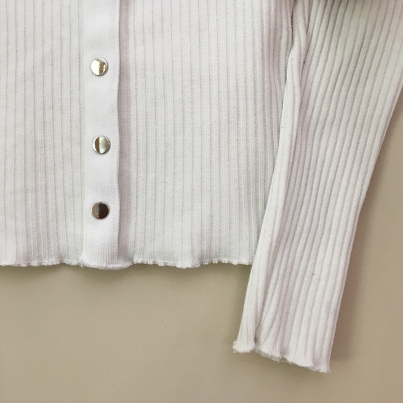 BERSHKA White Off The Shoulder Ribbed Lettuce Hem Long Sleeve Top Women’s XS - Picture 4 of 5